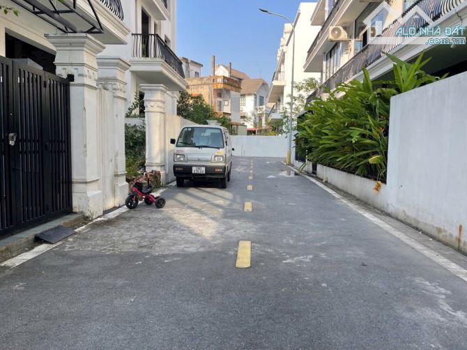 BÁN CĂN BT SONG LẬP 75m2 MT:6,7M GIÁ 12,5 TỶ TRỤC CHÍNH CẦU CHƯƠNG DƯƠNG LONG BIÊN TỨ LIÊN - 16