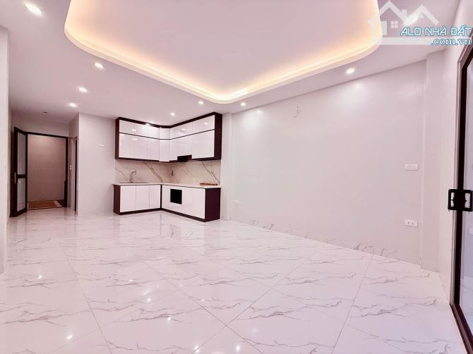BÁN NHÀ ĐÔNG THIÊN, 42M, 5T, MT 4M, NGÕ THÔNG, RỘNG, KINH DOANH, CHỈ 7,45 TỶ. - 2