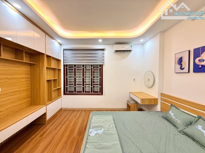 NHÀ DÂN XÂY 52m2 Mỹ Đình - CÁCH NGUYỄN HOÀNG 30M - HAI THOÁNG TRƯỚC SAU - NỘI THẤT SIÊUVIP - 2