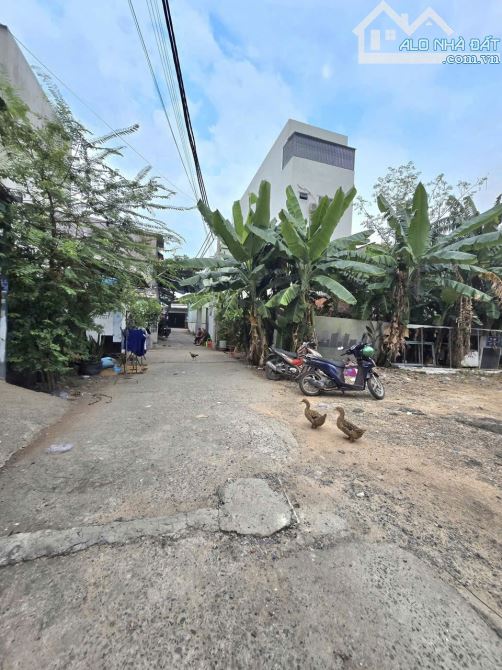 ĐẤT QUẬN 12  CẦN BÁN , GIÁ  2 TỶ 5 , SỔ HỒNG RIÊNG , ĐƯỜNG Ô TÔ - 2