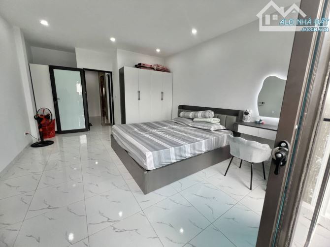 Bán nhà Tả Thanh Oai, Thanh Trì, 40m2, 5 tầng, thang máy, 8 tỷ - 2