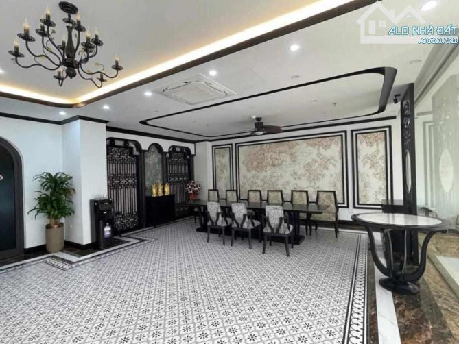 BÁN TÒA VĂN PHÒNG PHỐ ĐẠI LA -300 M2 9 T- MT 7 M- 137 TỶ - 1