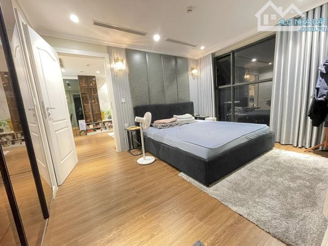 Bán CC cao cấp Sunshine Garden 108m2, 3PN, full nội thất xịn, view thành phố, sổ đỏ 7.5 tỷ - 2