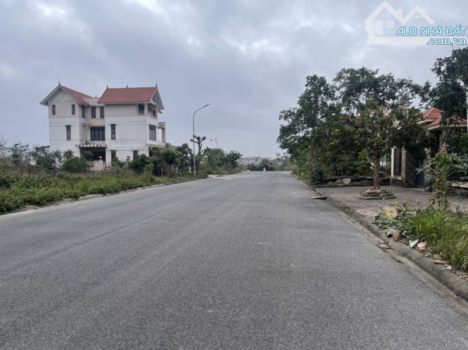Bán Đất Biệt Thự 300m2 KĐT Anh Dũng V Đã có sổ đỏ giá 5.6 tỷ - 2
