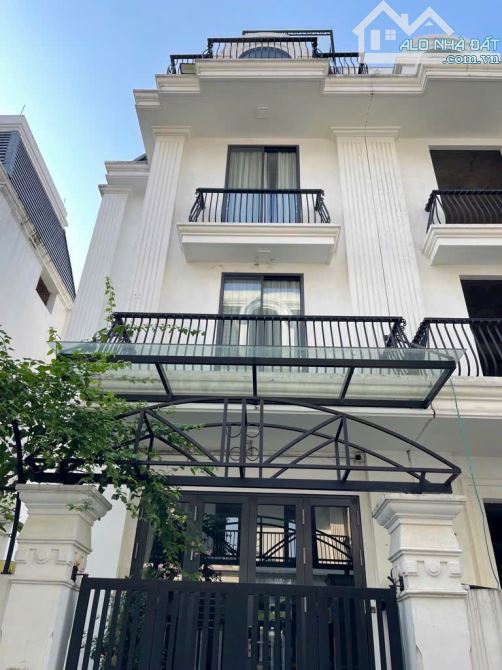 BÁN CĂN BT SONG LẬP 75m2 MT:6,7M GIÁ 12,5 TỶ TRỤC CHÍNH CẦU CHƯƠNG DƯƠNG LONG BIÊN TỨ LIÊN - 2