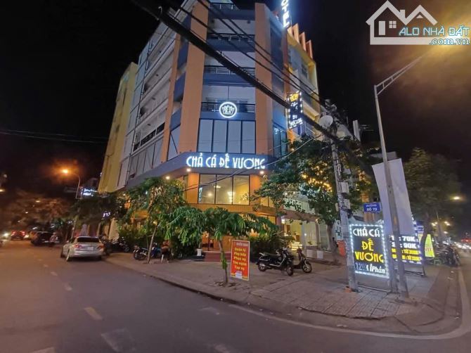 Cho thuê nhà góc 2MT số 561A Nguyễn Thị Thập, P Tân Phong, Quận 7 - 2