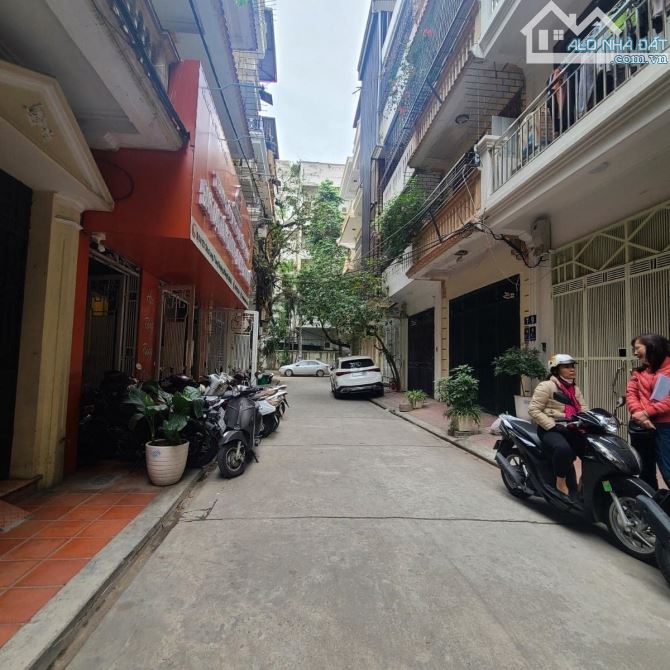 NHÀ PHÂN LÔ 2 THOÁNG 18 TỶ 55m 5 TẦNG MT 4m VỈA HÈ Ô TÔ TRÁNH KINH DOANH CHÙA LÁNG ĐỐNG ĐA - 2