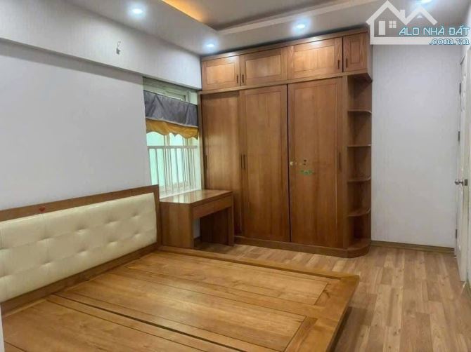 Bán nhà toà 19T6 Kiến Hưng, 70m2, 2PN giá 2.8 tỷ có thương lượng - 2