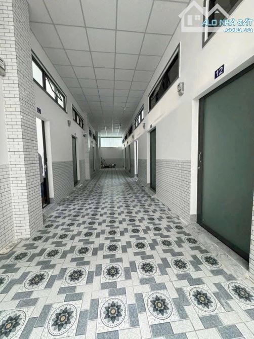 Bán dãy 12 căn minihouse đang cho thuê full phòng dt 20x17 full thổ cư giá dưới 14 tỷ - 2