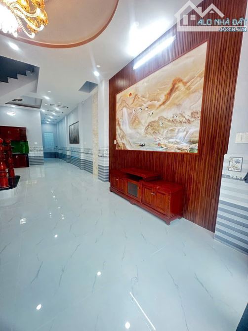 Nhà mới 1 xẹt Giồng Lớn Mỹ Hạnh Nam, Đức Hòa 3PN 3WC 2ty7 - 2