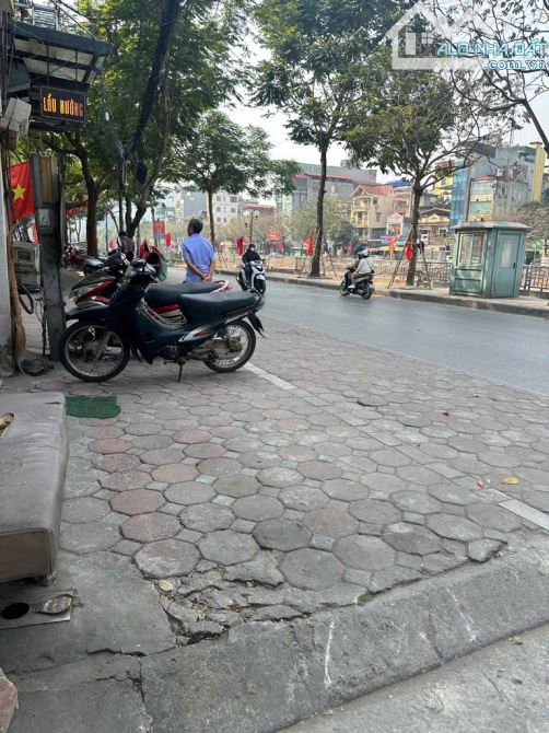 BÁN NHÀ MẶT PHỐ VŨ TÔNG PHAN- LÔ GÓC- GẦN CHỢ, Ô TÔ TRÁNH, KD SẦM UẤT - 2