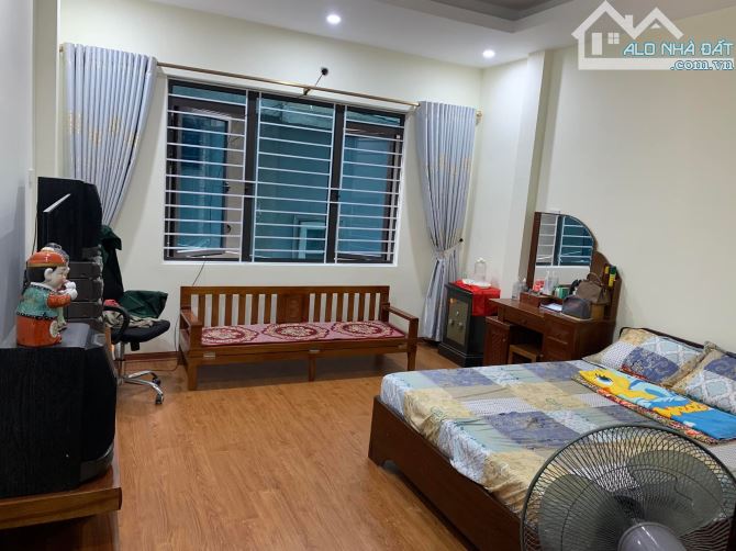 9.1 tỷ! Phố Chính Kinh – 2 mặt thoáng, 44m2, 4 TẦNG, ô tô cách 30m. - 3
