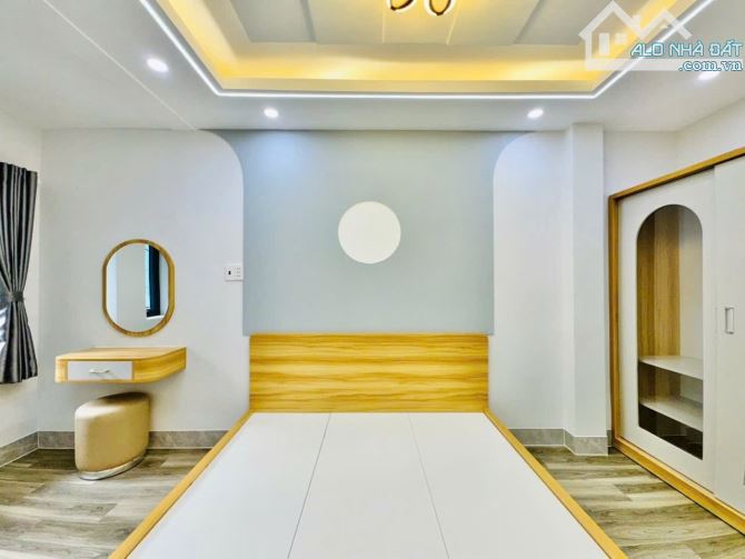 Bán nhà Phan xích Long Phú nhuận - 5 tầng - hxh 6m - 8,05 tỷ - 3