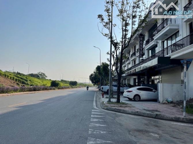 BÁN CĂN BT SONG LẬP 75m2 MT:6,7M GIÁ 12,5 TỶ TRỤC CHÍNH CẦU CHƯƠNG DƯƠNG LONG BIÊN TỨ LIÊN - 3