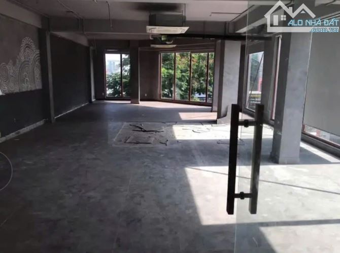 Cho thuê nhà góc 2MT số 561A Nguyễn Thị Thập, P Tân Phong, Quận 7 - 3