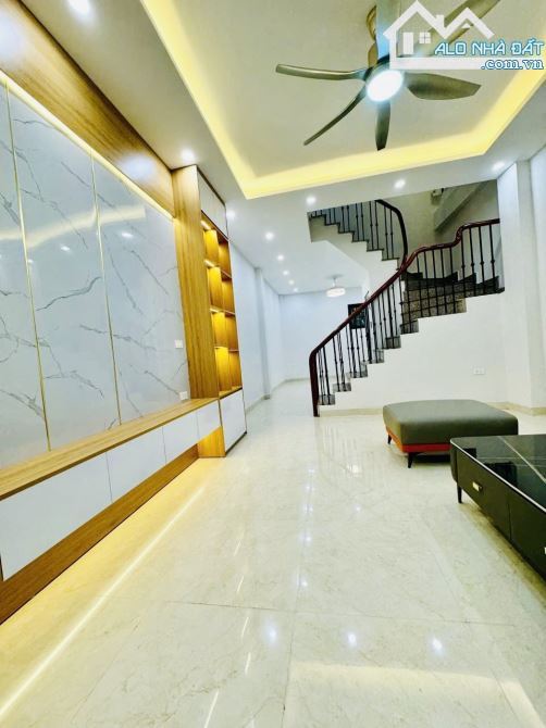 BÁN NHÀ NGÔ GIA TỰ. LONG BIÊN ,  4 TẦNG,38M, HƠN 5 TỶ - 3
