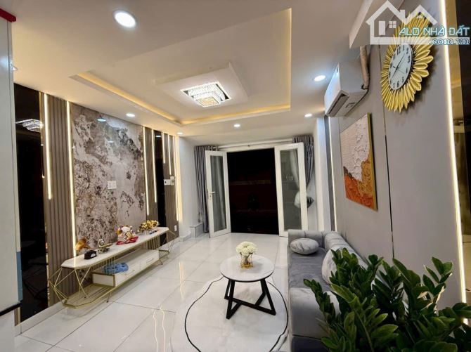 🏡 BÁN NHÀ HẺM XE HƠI PHAN XÍCH LONG 5 lầu  Vị trí đẹp, kinh doanh sinh lời cao - 3