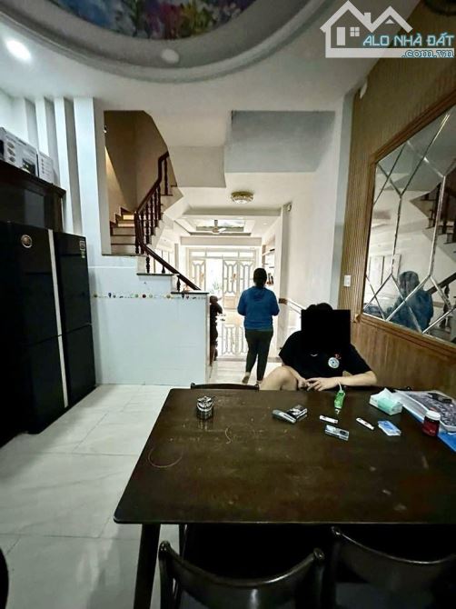 60M2 - Đường 6M Oto Ngủ Trong Nhà - Tặng Full Nội Thất - 4 Tầng BTCT - 3