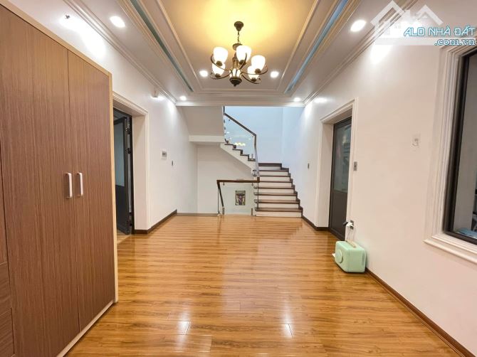 🇻🇳 Bán Biệt Thự Đ.Lê Hồng Phong _ Ngay Vòng xuyến Sân Bay Cát Bi khu Biệt Thự To đẹp - 3
