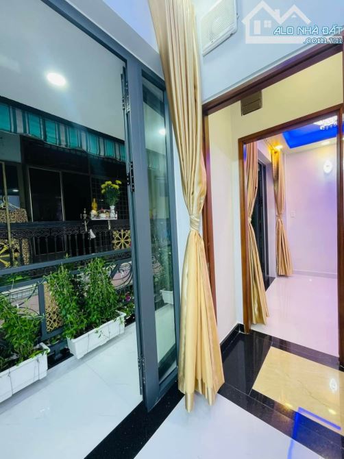 Nhà mới đẹp Nguyễn Hồng Đào, P.14, Tân Bình, 3.65 tỷ - 4