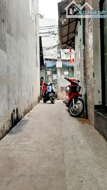 💥Bán nhà Nguyễn Văn Quỳ, quận 7, 45m2 SHR, 2 tầng HC đủ, nhỉnh 3 tỷ 🚗 - 4