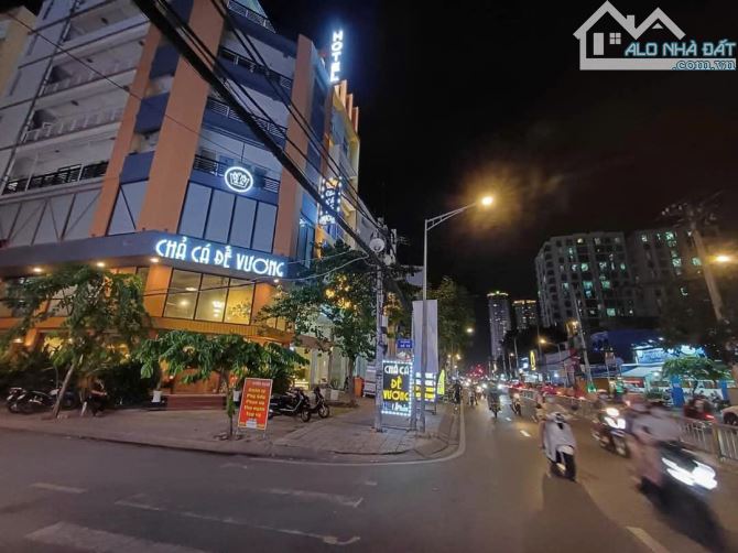 Cho thuê nhà góc 2MT số 561A Nguyễn Thị Thập, P Tân Phong, Quận 7 - 4