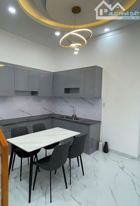 BÁN NHÀ 1TRỆT 2LẦU (HOÀN CÔNG). DT SÀN: 159M2 NGAY CHỢ BIÊN HÒA. GIÁ 3,95 TỶ FULL NỘI THẤT - 4