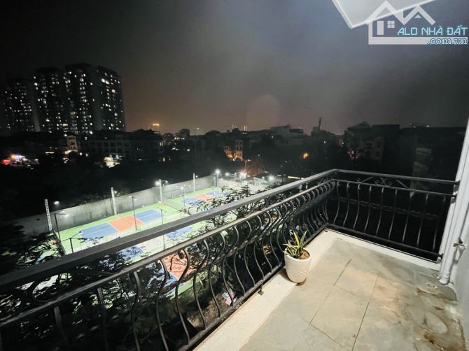 KIM GIANG - Ô TÔ ĐỖ CỬA - GẦN BÃI ĐỖ XE - THANG MÁY, NỘI THẤT XỊN - ẢNH THẬT 100% - 4