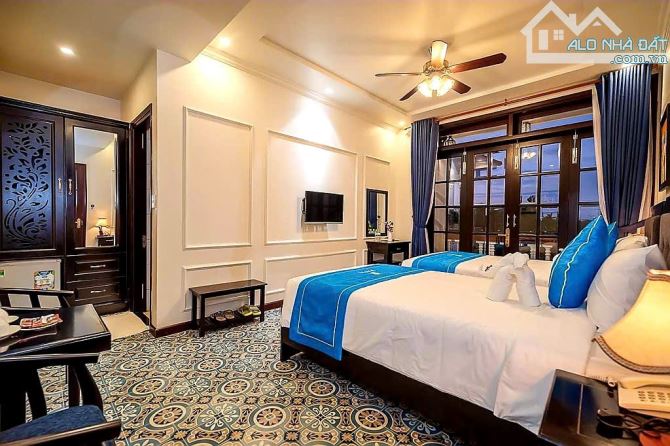 Biệt Thự Đảo Nổi, Dt 370m2, Nhà 3 Tầng, Đg 8m, Giá 28 Tỷ. - 4