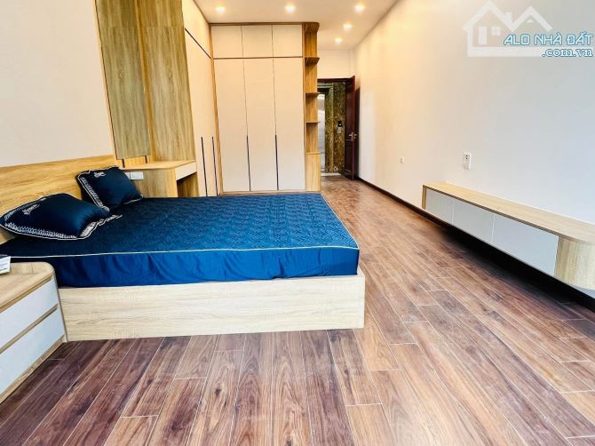TT CẦU GIẤY- PHÂN LÔ PHÙNG CHÍ KIÊN 14,6 TỶ- 6T THANG MÁY 50M*4M- Ô TÔ NGỦ TRONG NHÀ - 4