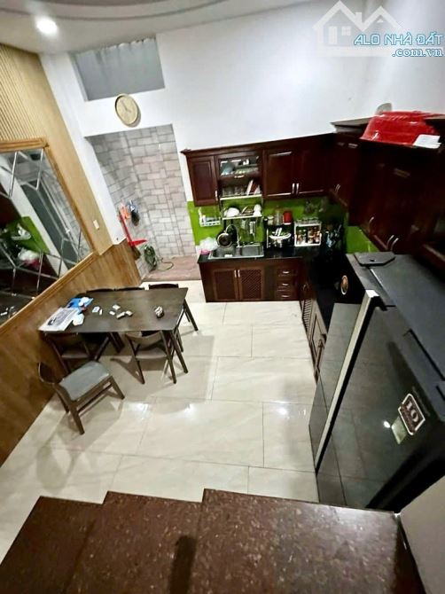 60M2 - Đường 6M Oto Ngủ Trong Nhà - Tặng Full Nội Thất - 4 Tầng BTCT - 4