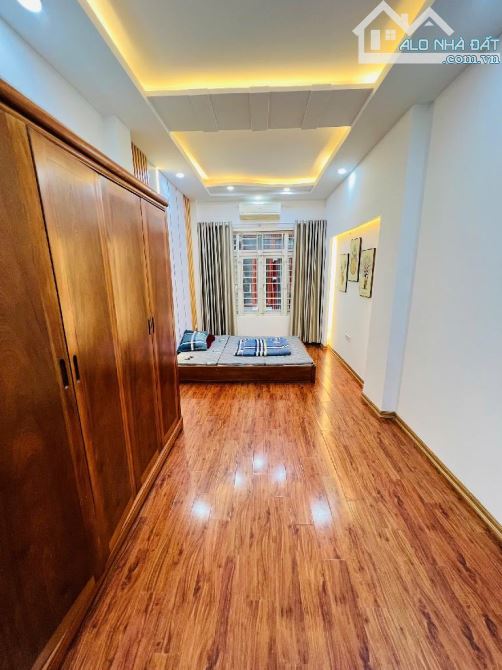 Nhà La Thành 5 tầng 40m 7,05 tỷ lô góc thoáng sáng. - 4