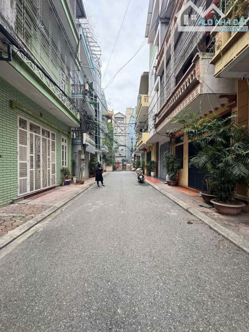 Bán nhà Phân Lô Sài Đồng, Long Biên DT 75M2, MT 5M , Ô TÔ TRÁNH, KINH DOANH, ĐẦU TƯ. - 5