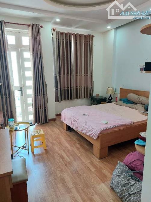 NHÀ ĐANG CHO THUÊ 30 TRIỆU/THÁNG. Ô TÔ NGỦ TRONG NHÀ - 94M2 - 5 TẦNG - GIÁ 8.9 TỶ - 5