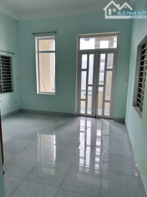 Bán nhà 3 tầng Kiệt ô tô Nguyễn Hữu Thọ gần sân bay trường học - 5