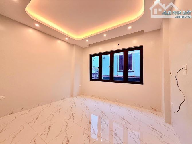 BÁN NHÀ ĐÔNG THIÊN, 42M, 5T, MT 4M, NGÕ THÔNG, RỘNG, KINH DOANH, CHỈ 7,45 TỶ. - 6