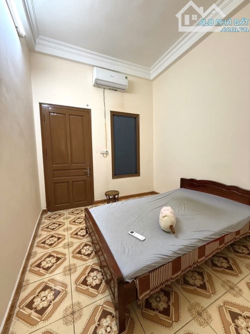Lô Góc -Ô Tô Phân Lô Mặt Tiền Đẹp -Phùng Khoang trung văn  Dt:39m giá hơn 8 tỷ - 6