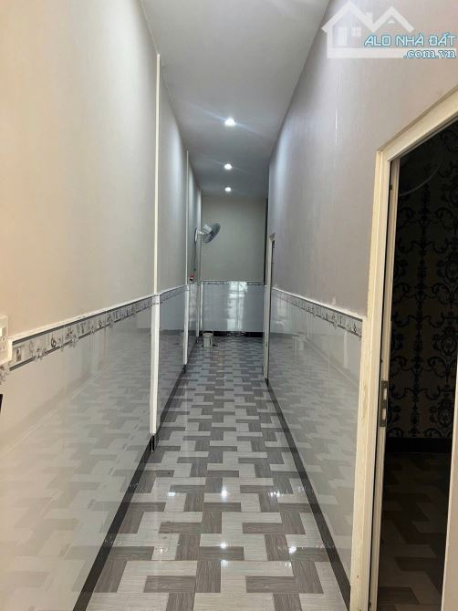 Hàng Siêu Ngộp Bán nhanh Căn nhà ở Trịnh Thị Miến Hóc Môn Sổ hồng Riêng 100m2 630triệu - 6