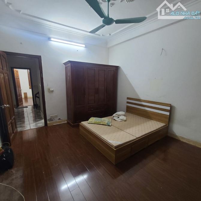 NHÀ PHÂN LÔ 2 THOÁNG 18 TỶ 55m 5 TẦNG MT 4m VỈA HÈ Ô TÔ TRÁNH KINH DOANH CHÙA LÁNG ĐỐNG ĐA - 6
