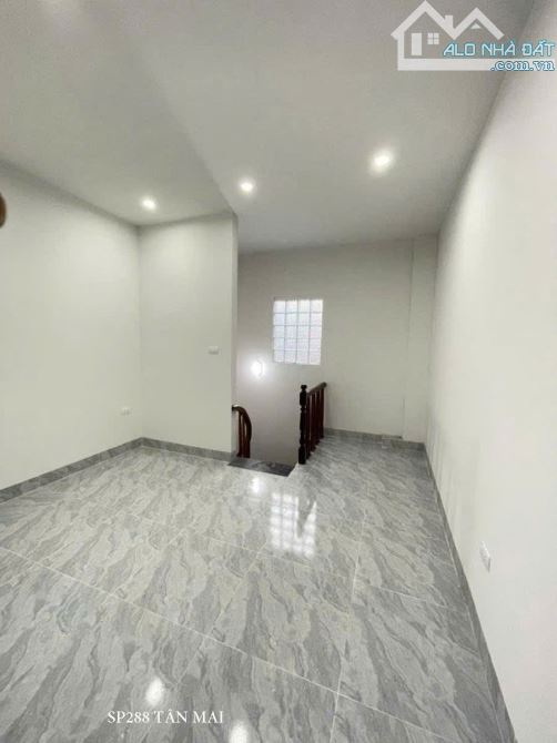 Bán nhà Tân Mai, Hoàng Mai, 28m2x5T, giá nhỉnh 4 tỷ, cách ôtô tránh 10m, ngõ thông - 6
