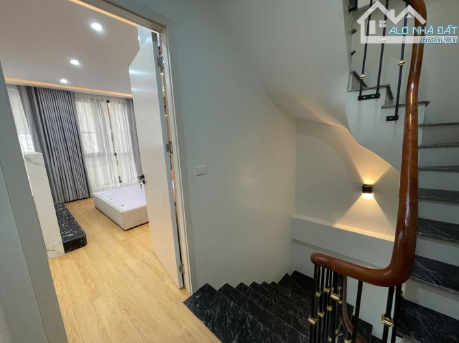 Bàn Nhà Phố Gần Chợ Hà Đông, Ô Tô Dừng đỗ 15m, DT 37m, 4 tầng, 3 PN, Giá 8.6 Tỷ, Tây Bắc - 7