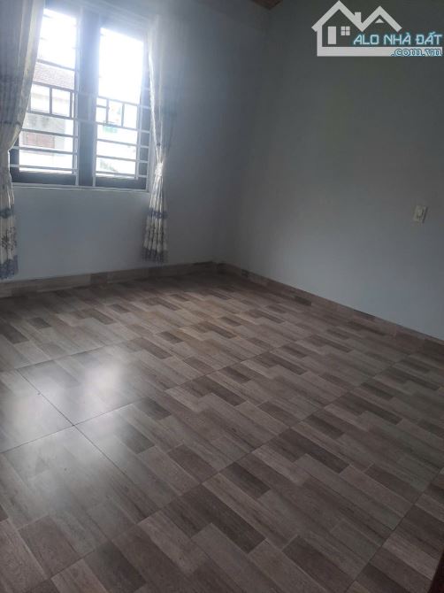 Bán căn nhà Phan Chu Trinh- Phường 9- Đà Lạt 🏠nhà 1 trệt 2 lầu- 5 Tỷ 9- 3P ngủ- Đường ôto - 8