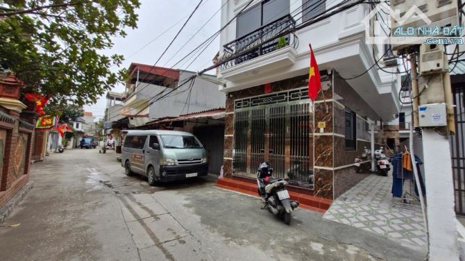 Nhà phố! Ngay Trịnh Văn Bô 5 tầng, 6pn, ô tô đỗ cửa, lô thoáng sáng, Nhỉnh 5Tỷ