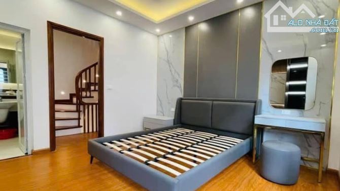B.ÁN NHÀ TRỊNH VĂN BÔ, LÔ GÓC, GẦN HỒ, Ô TÔ TRÁNH, NỘI THẤT, 37M2X5T