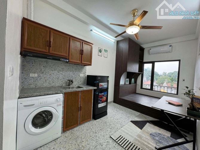 Toà nhà dịch vụ CCMN siêu dòng tiền Gốc Đề Minh Khai