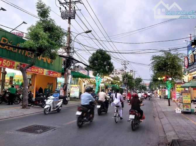 BÁN LÔ ĐẤT 150M2- GẦN CHỢ LÊ VĂN KHƯƠNG - QUẬN 12- GIÁ ĐẦU TƯ