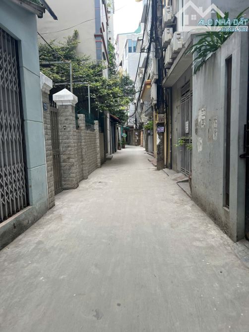 Nguyễn Khánh Toàn, ngõ 3m nông, mới kong, thang máy, 55m2, 5 tầng, 12.x tỷ