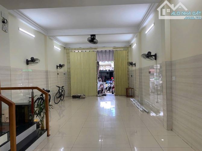 BÁN NHÀ 2 TẦNG MT PHỐ KINH DOANH CHÂU THỊ VĨNH TẾ, 13.95 tỷ