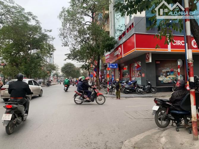 BÁN NHÀ PHỐ 8/3 - HAI BÀ TRƯNG - LÔ GÓC 2 THOÁNG - NGÕ THÔNG - 35M X 5 TẦNG - MT 3.7M
