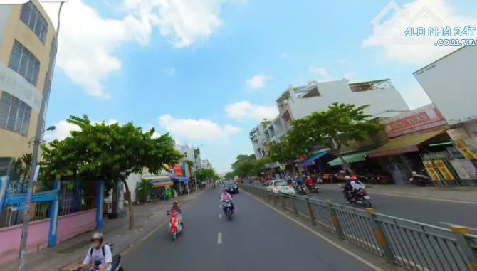 Bán gấp nhà mặt tienf Cộng Hòa P13, Tân Bình 4x30m, 5 tầng giá 27 tỷ còn thương lượng.